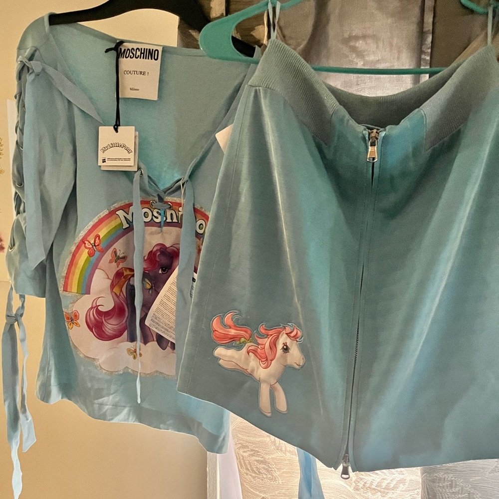Moschino top and bottom new never wear with tags